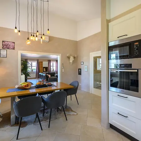 Nala * Nova Vas (Porec)